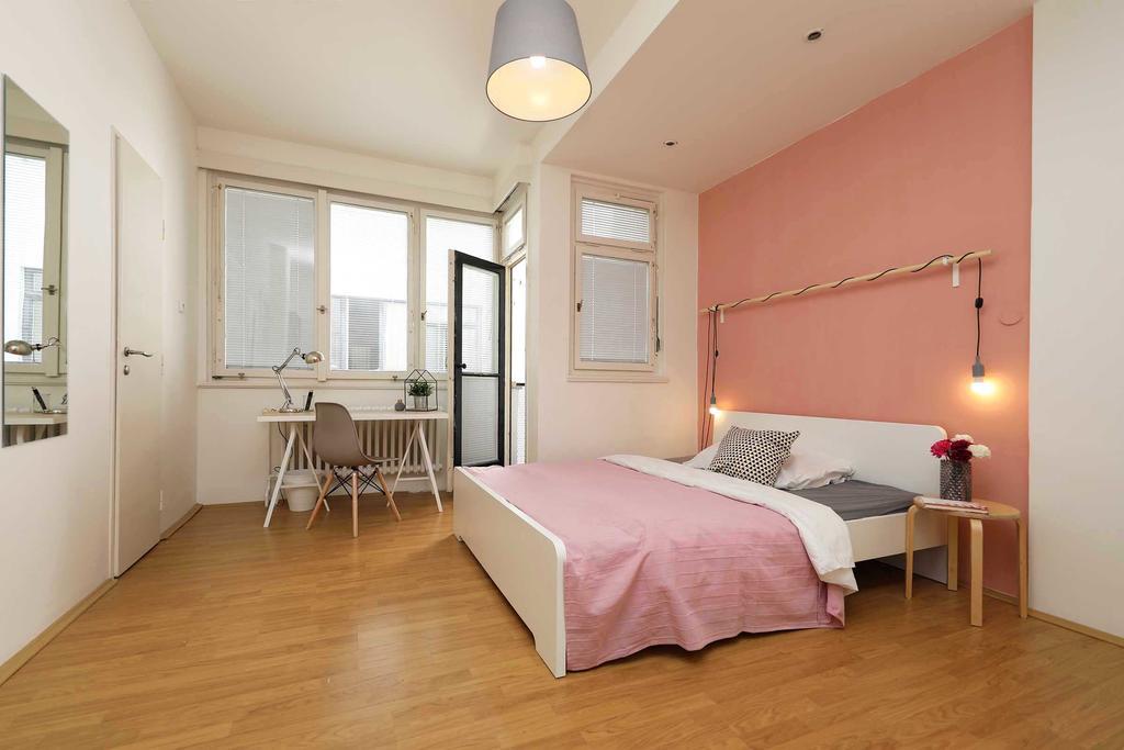 Apartments Ve Smeckach 27 Prag Exterior foto